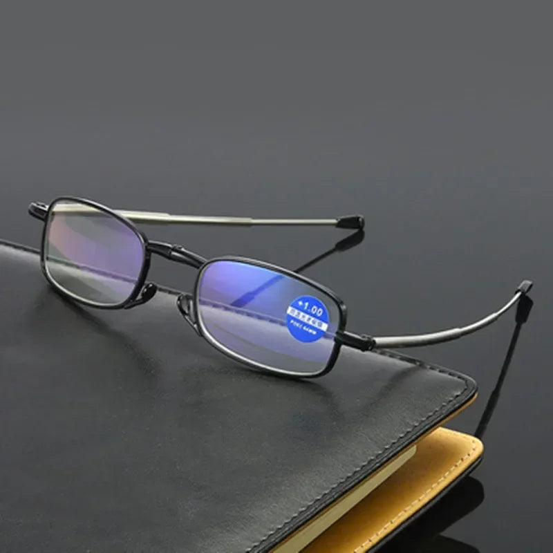 Folding Portable Reading Glasses with Case Unisex Retro Telescopic Rotation Far Sight Presbyopia Men Women Diopter Eyewear