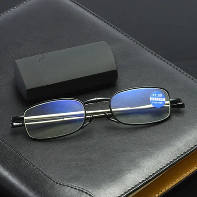 Folding Portable Reading Glasses with Case Unisex Retro Telescopic Rotation Far Sight Presbyopia Men Women Diopter Eyewear